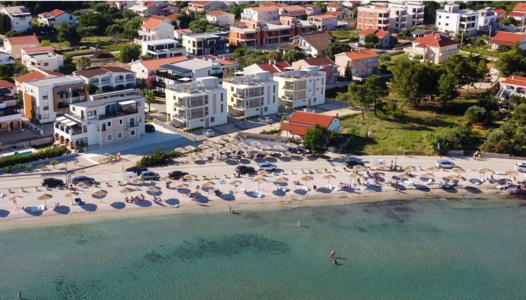 CHORVÁTSKO - Luxusné apartmány (4i) - ostrov VIR