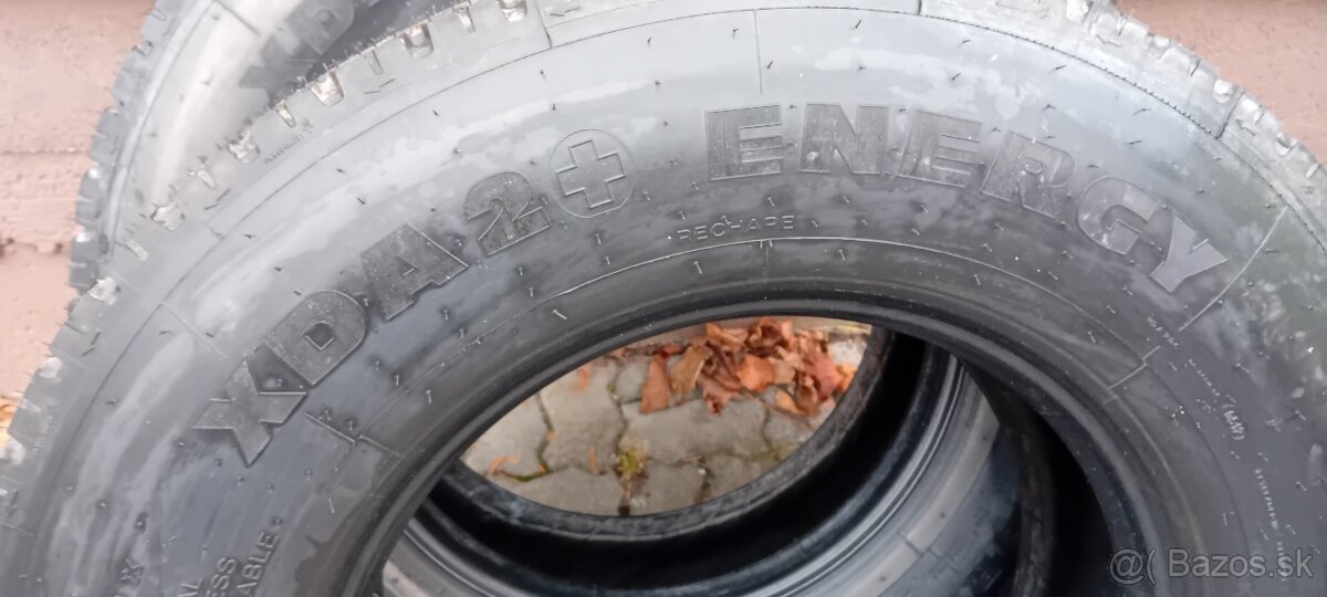 Pneu 315/70R22.5