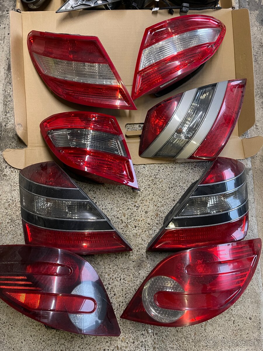 Mercedes w204 c class zadne svetlo w221 w251 w164