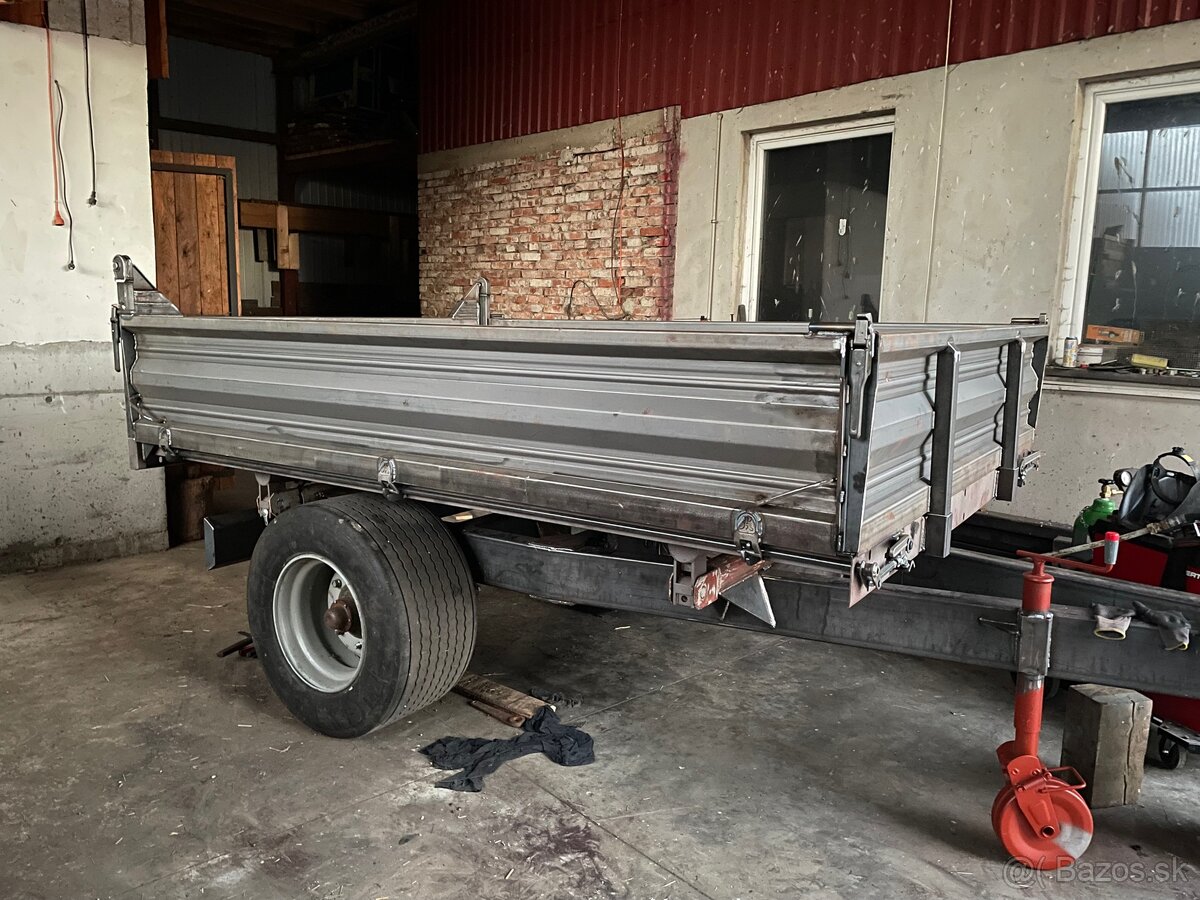 Predam kolesa na vlečku .