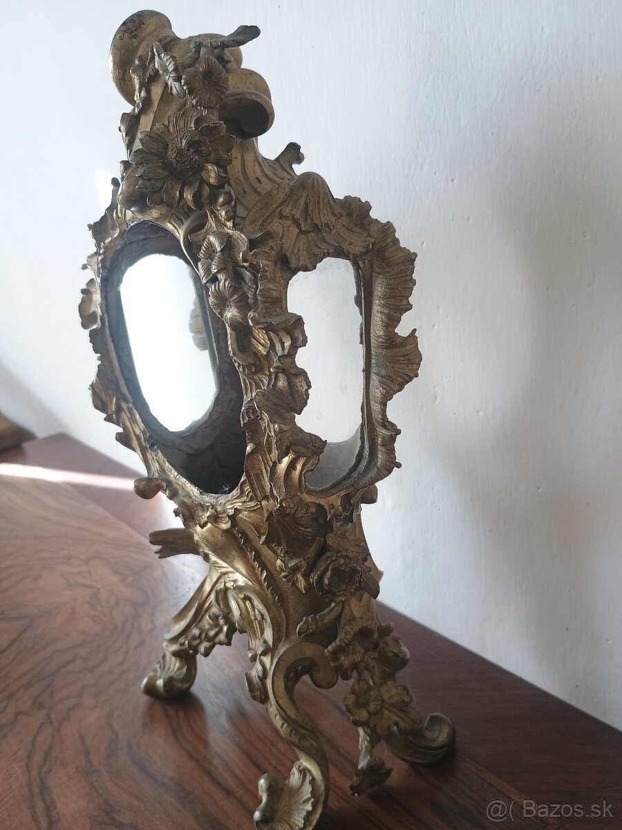 Skrinky na hodiny a biedermeier pohár