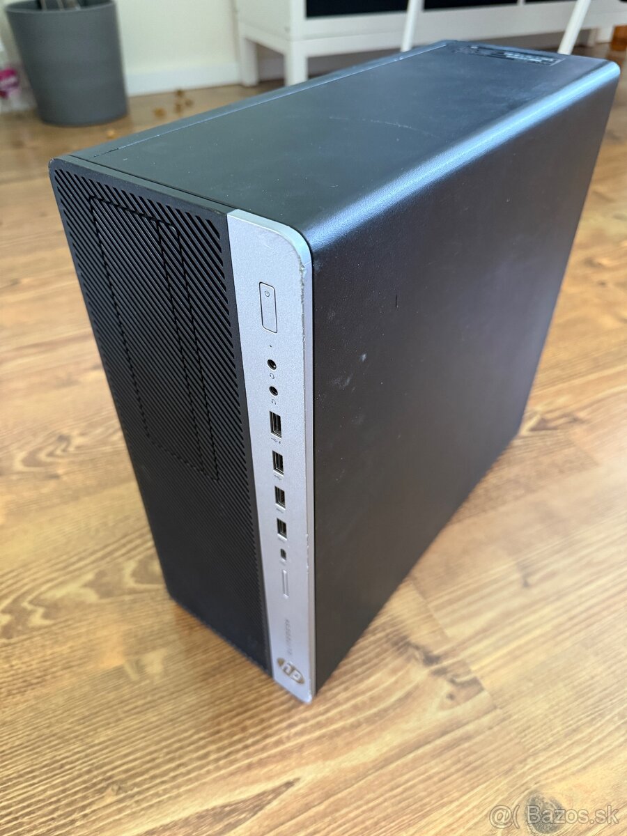 Predám HP EliteDesk 800 G3 TWR (i3 7100 / 32GB RAM / 512GB