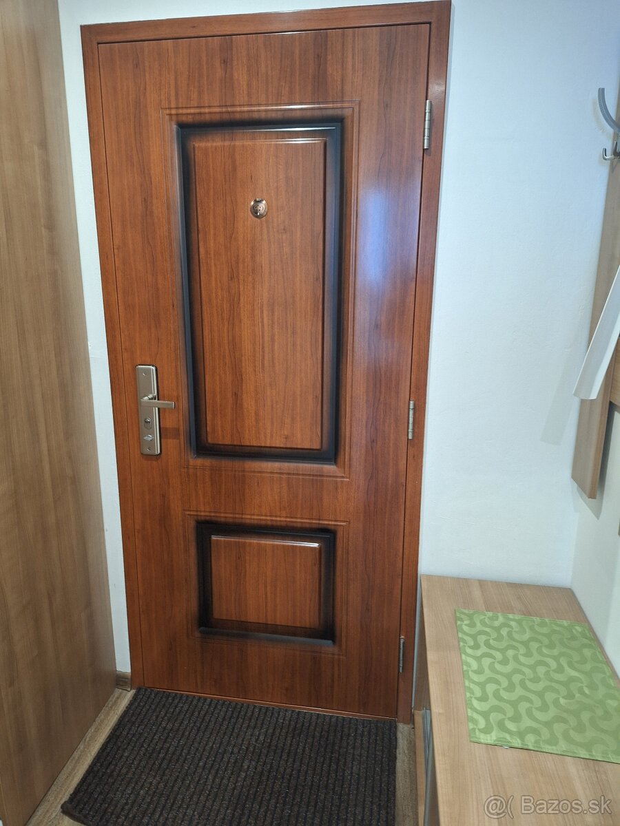 Prenájom 1 izbového bytu