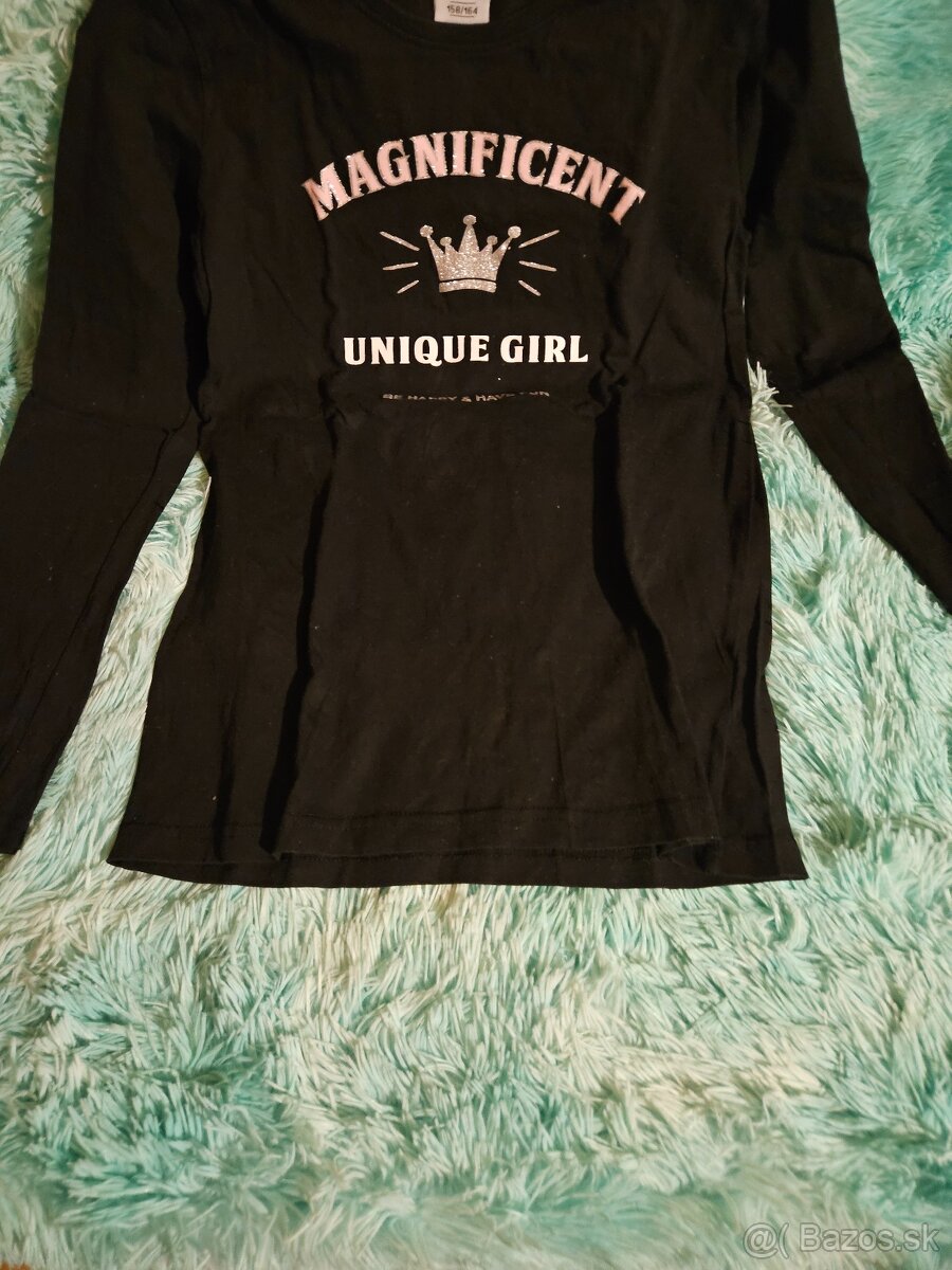 Cierne dievcemske tricko