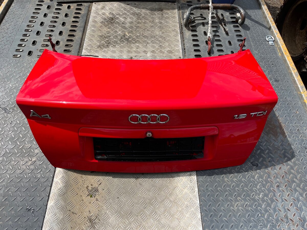 Kufor Audi A4 b5 Sedan