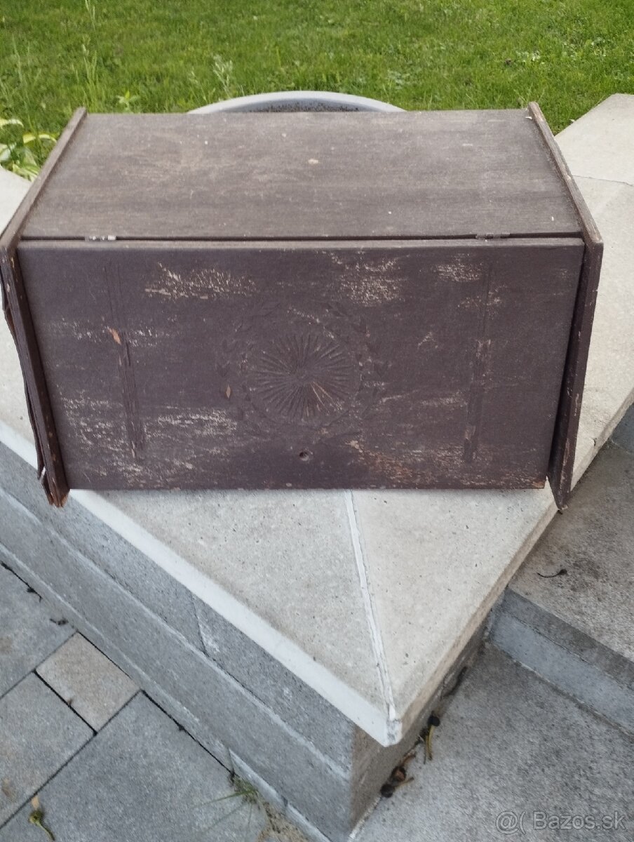 Staršia poštova schranka