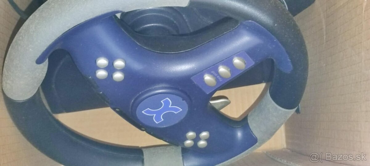 Maxxtro volant