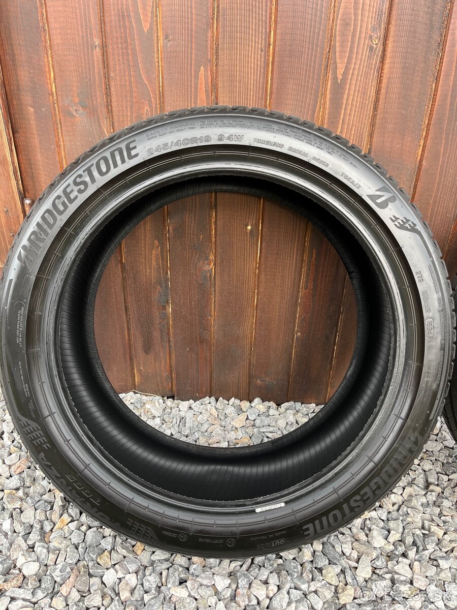 Bridgestone Turanza T005 245/40/R19 94W