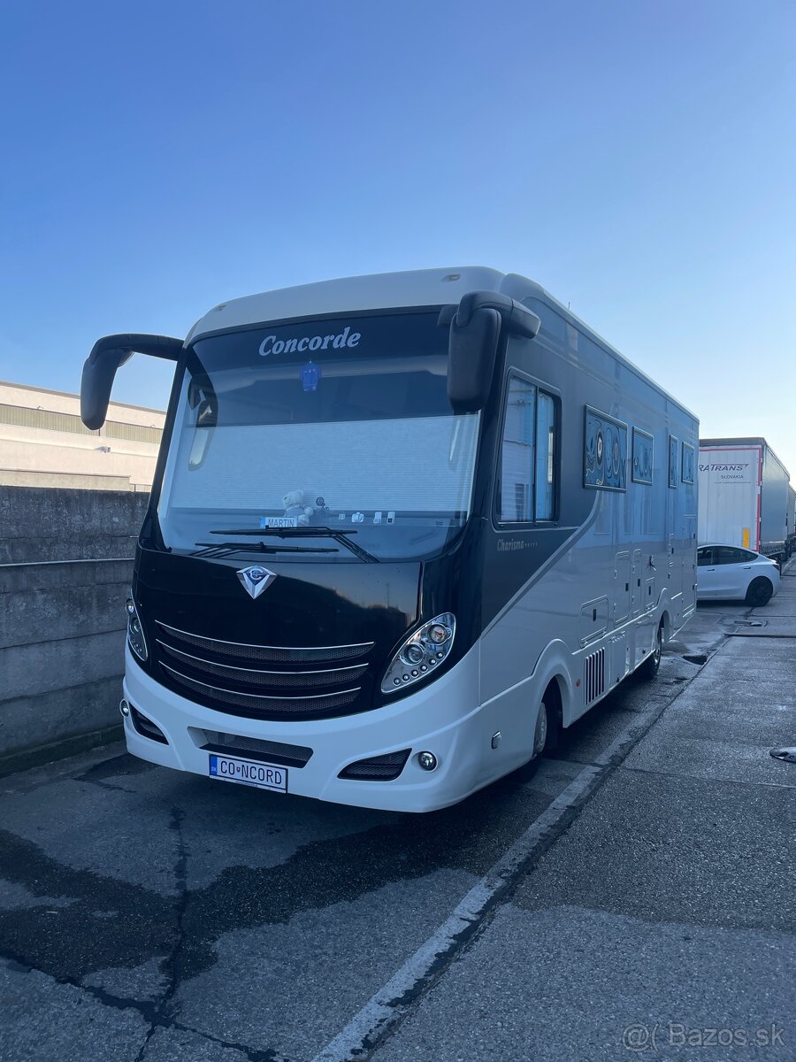 Concorde Charisma 900L