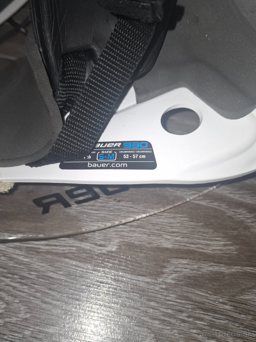 Brankárska výstroj