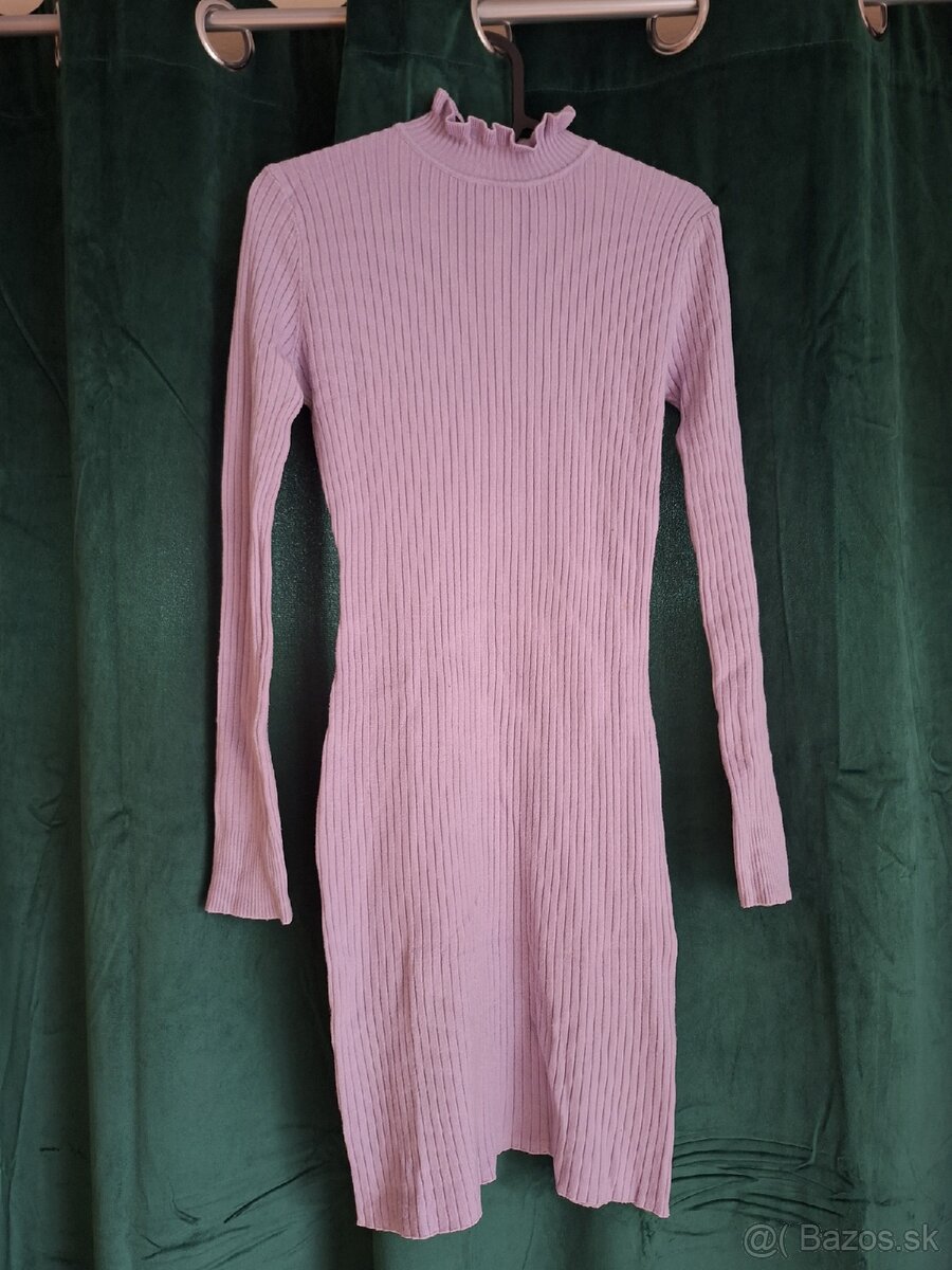 Fialové dlhé šaty, S