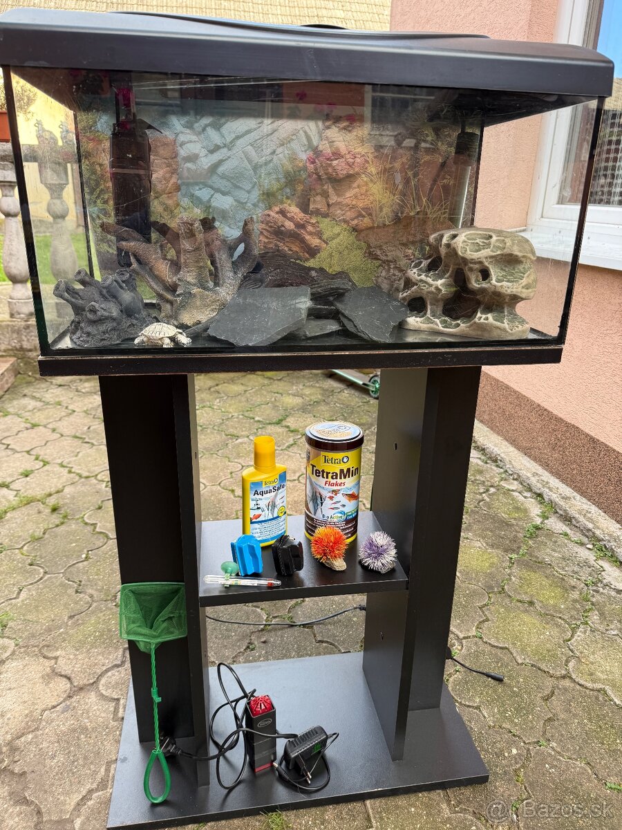 Akvárium DIVERSA 54L+komplet prislusenstvo