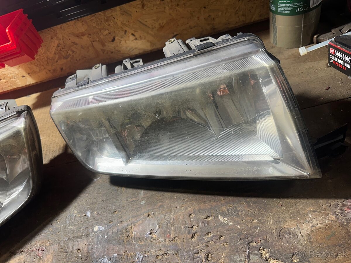 Predné svetlá fabia 1