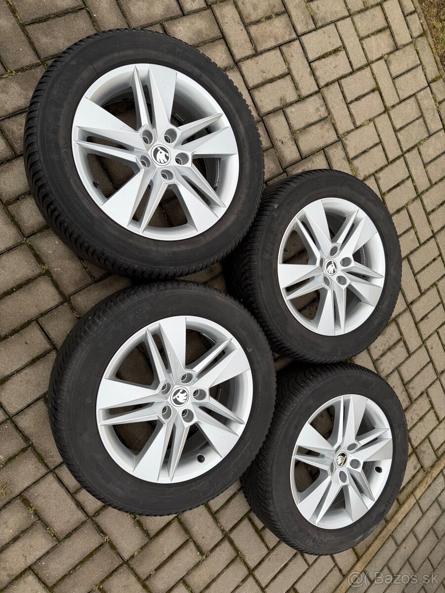 Škoda Superb Ronal 215/55 R17