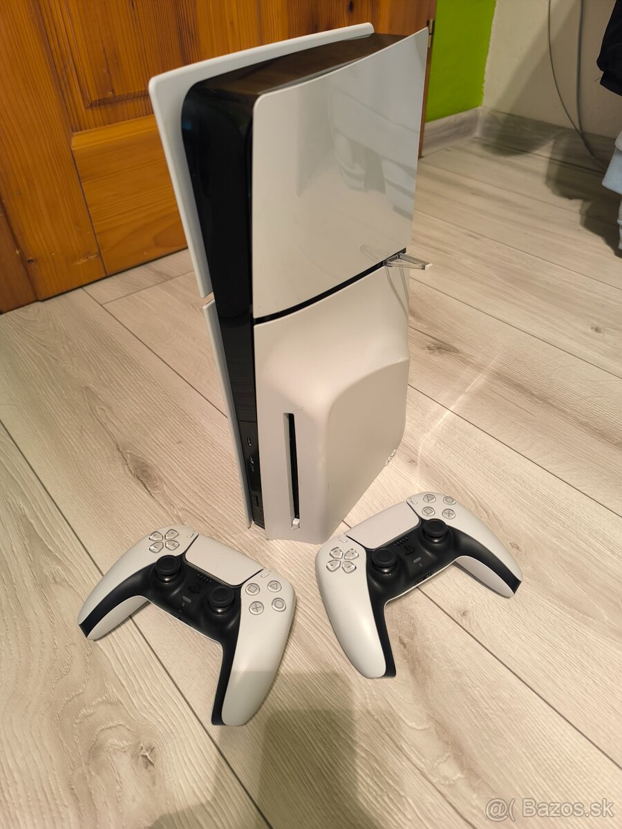 Playstation 5 slim + hry