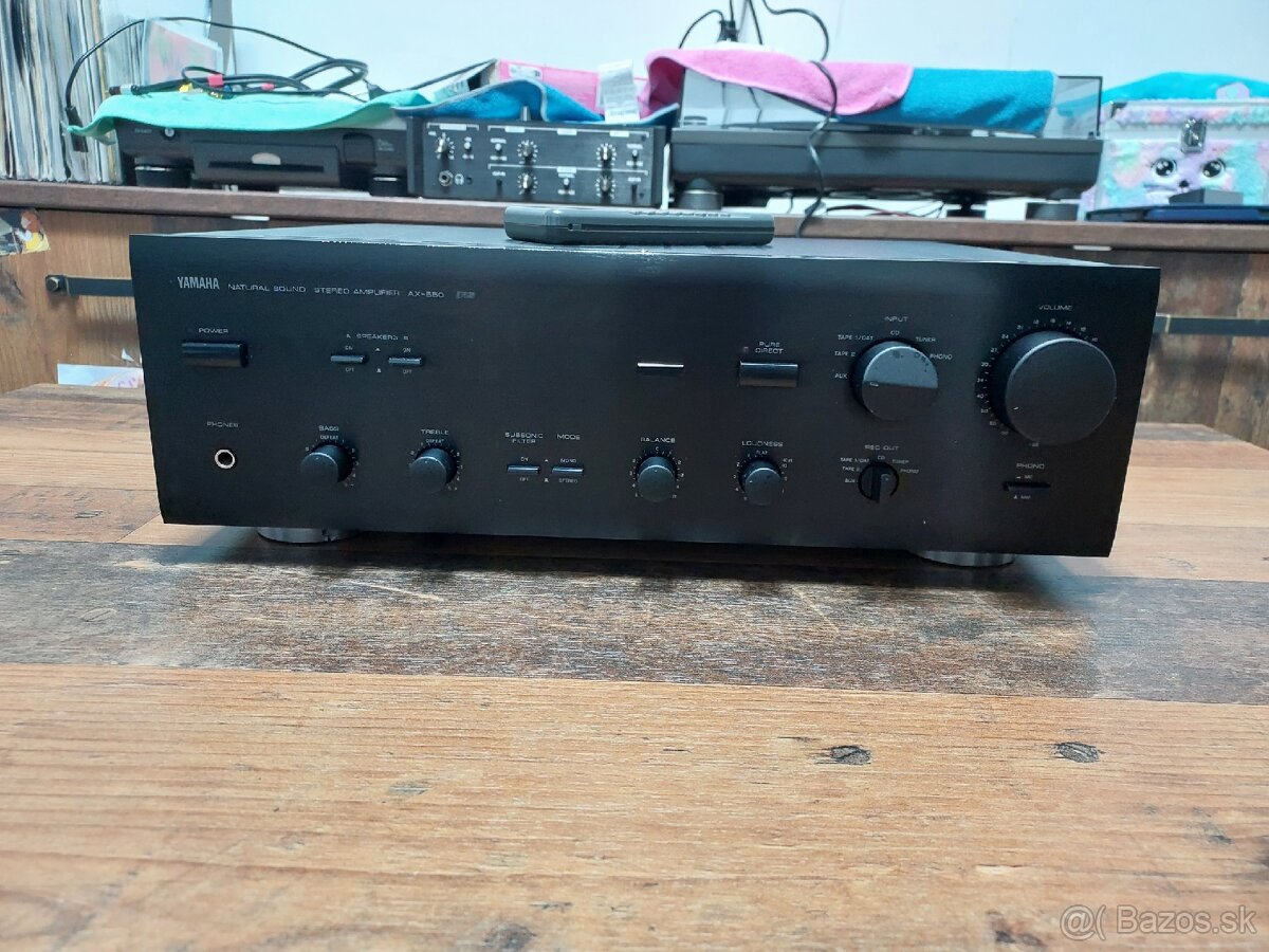 YAMAHA AX-550