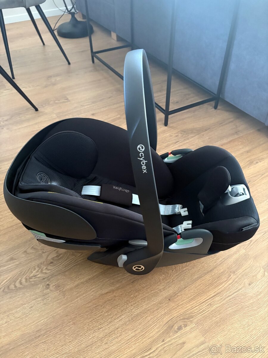 Cybex Cloud T i-size Plus