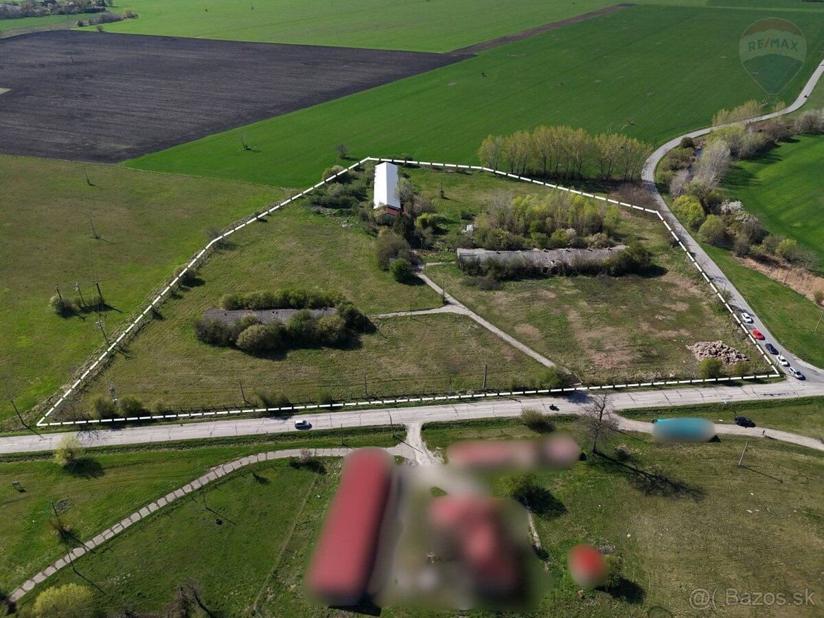 Na predaj poľnohospodársky objekt s pozemkom o výmere 32 875