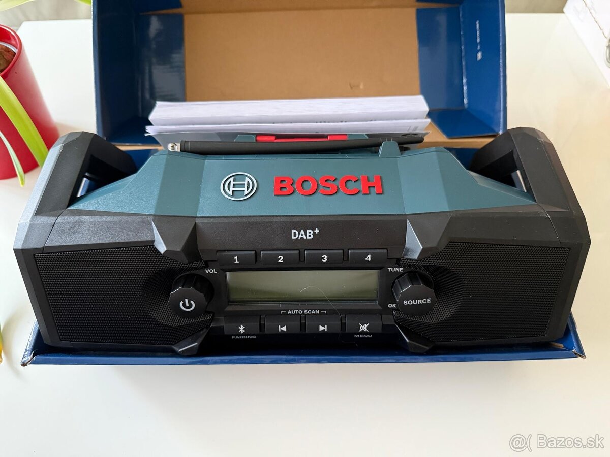 Stavebne radio Bosch Professional GPB 18V-2 SC
