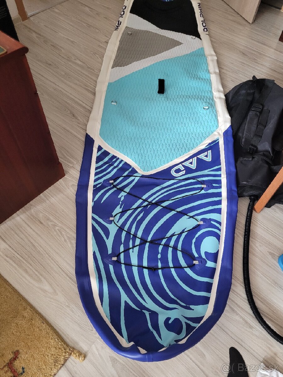 Nový Surf zn; AKD