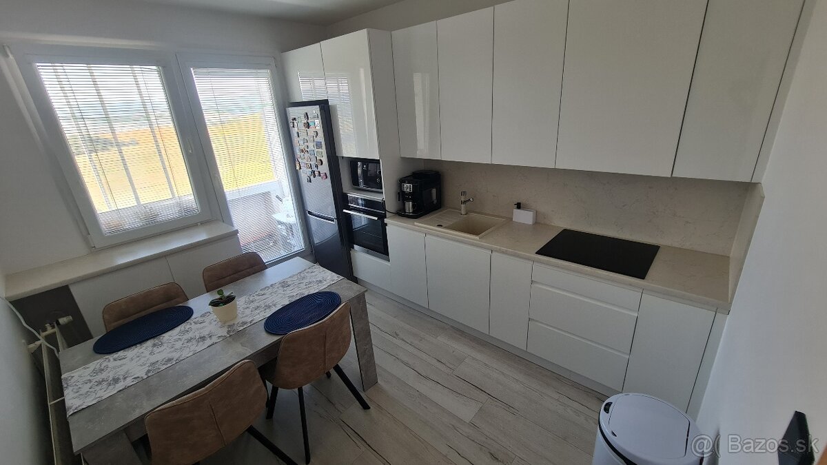 PREDÁME 3 izb. byt Žilina - Hájik, 70m2, kompletná rekonštru