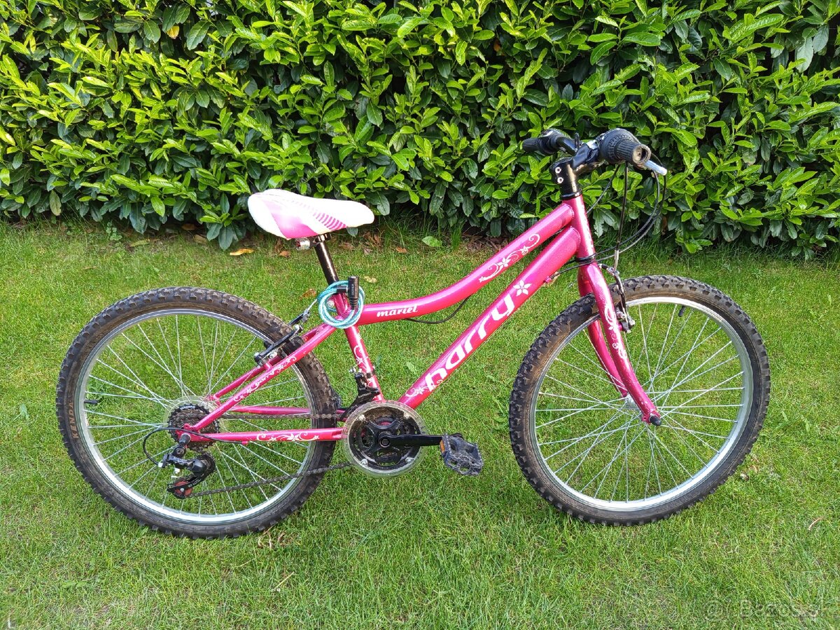 Dievčenský bicykel