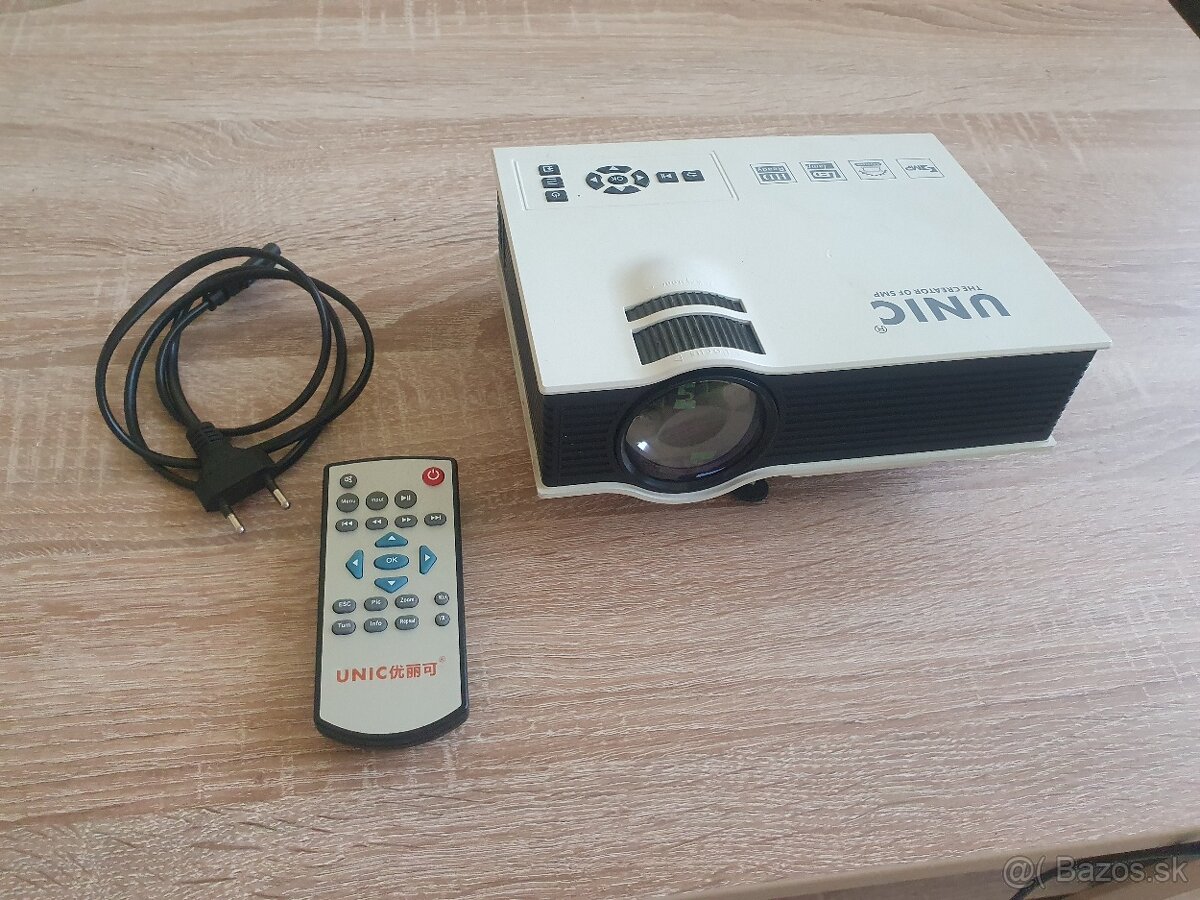 LED projektor UNIC