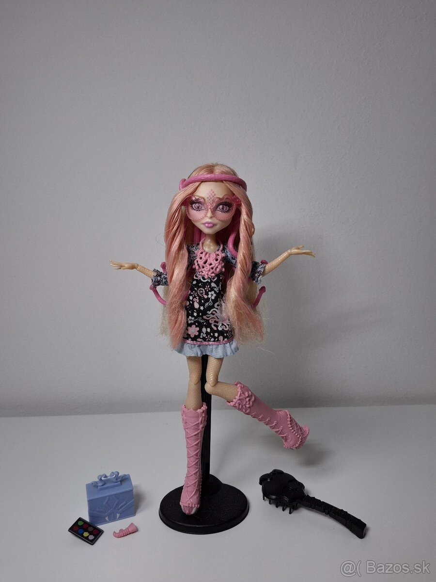 Monster High bábika Viperin Gorgon
