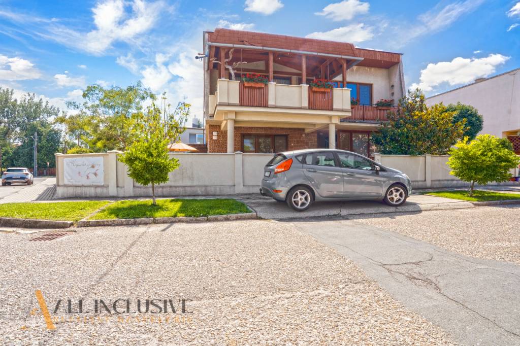ALL INCLUSIVE | NA PREDAJ APARTMÁNOVÝ DOM VO VEĽKOM MEDERI