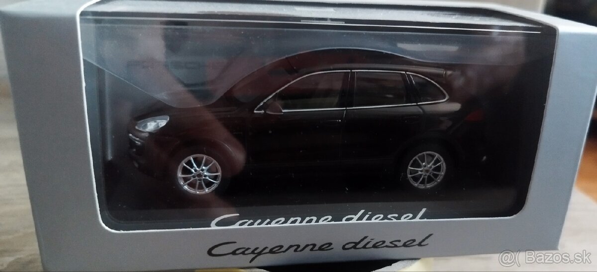 PORSCHE CAYENNE 1:43