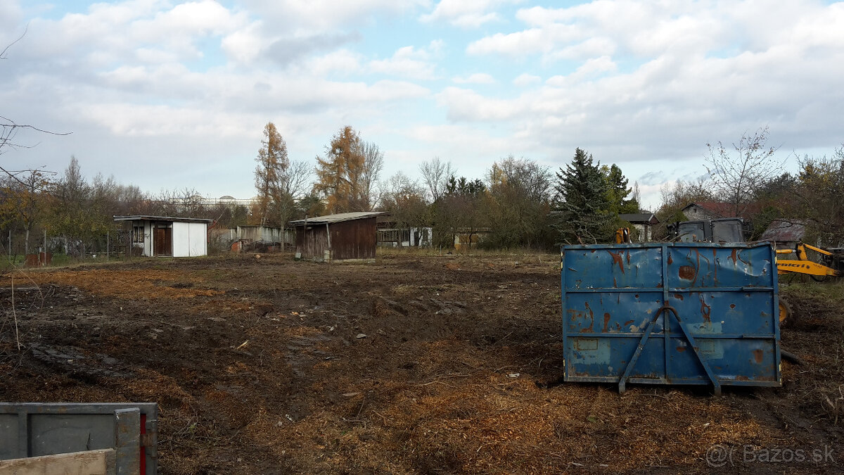 Ponúkame pre investora pozemok o výmere 3350m2 v BA-3