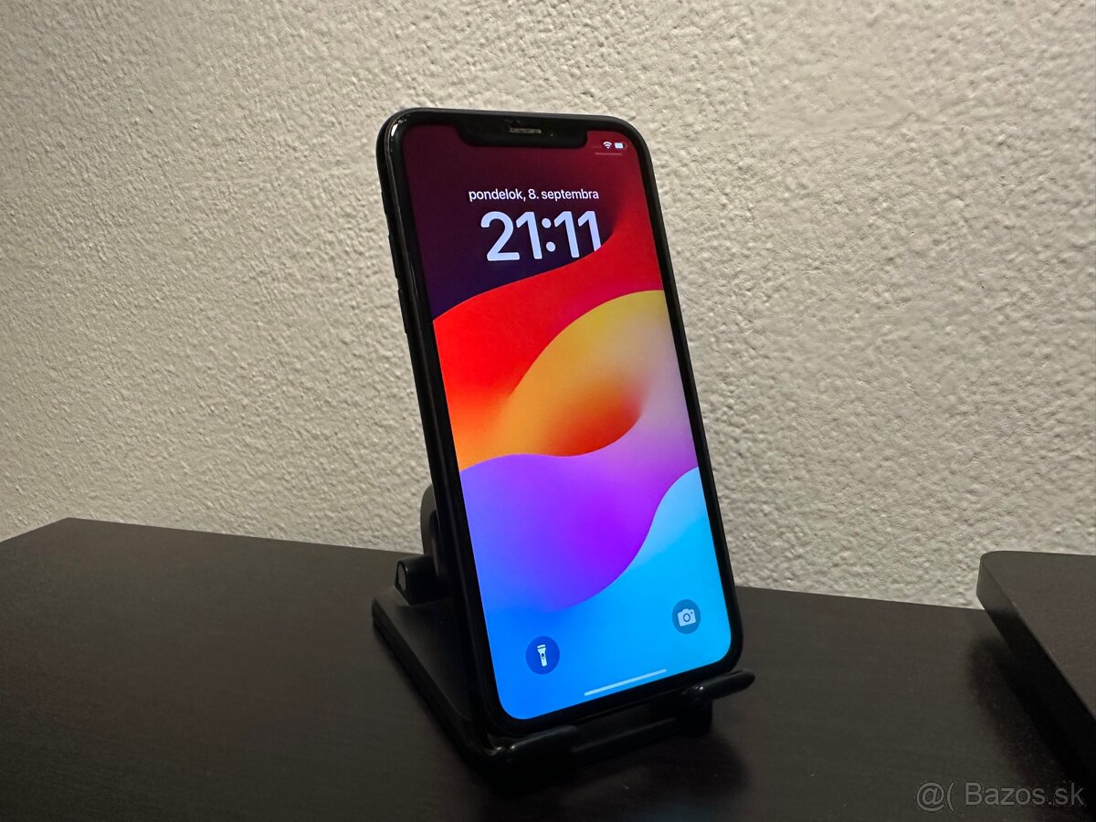 iPhone XR 128Gb black