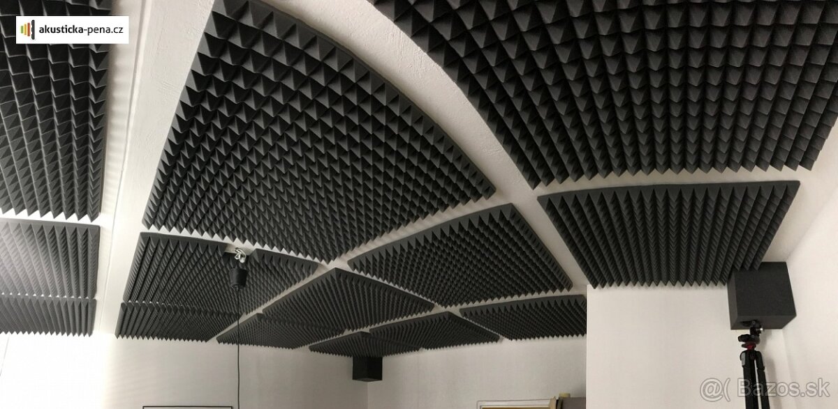 Akustická Pena Ihlan Pyramída 100 x 50 x 7 cm 20ks