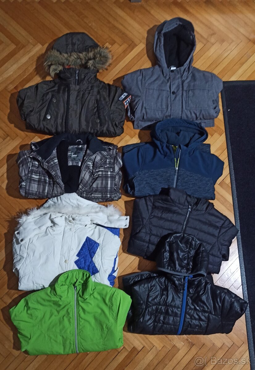 Zimné a jarné bundy. Veľkosť 140-150