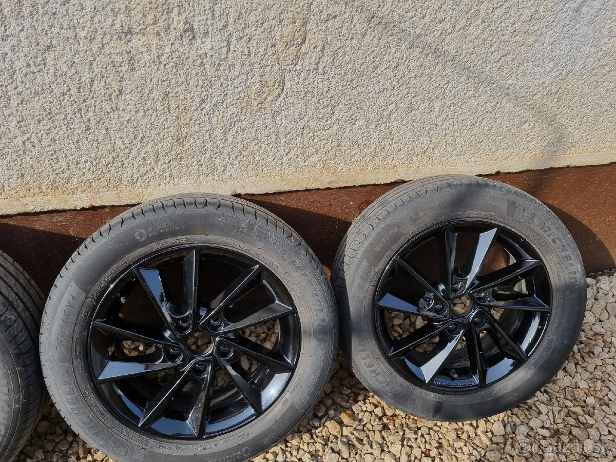 Letná sada 16" elektrónov s pneu 205/55 na VW group