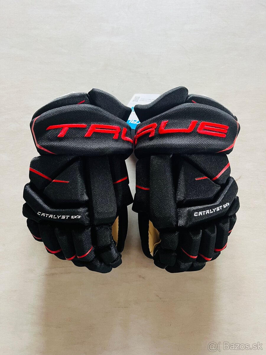 Predám hokejové rukavice True Catalyst 5X3 JR/SR nové