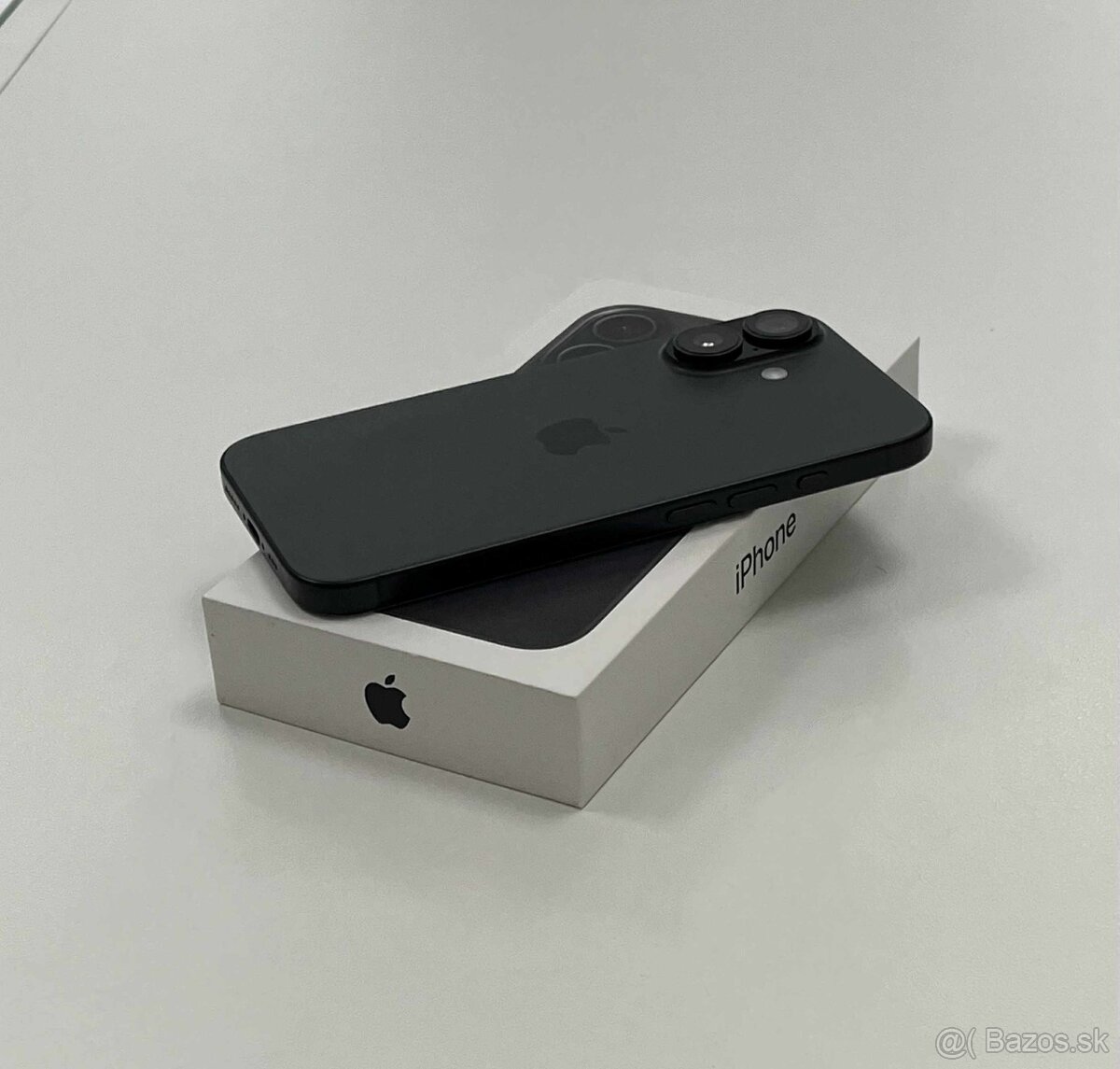 iPhone 16 128GB