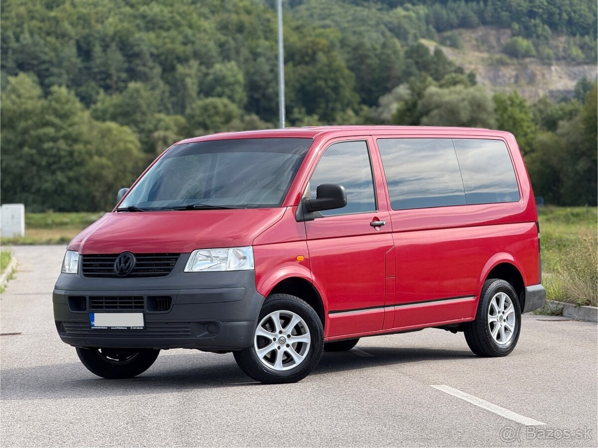 Volkswagen T5 Transporter 2.5 TDI 9-miestny