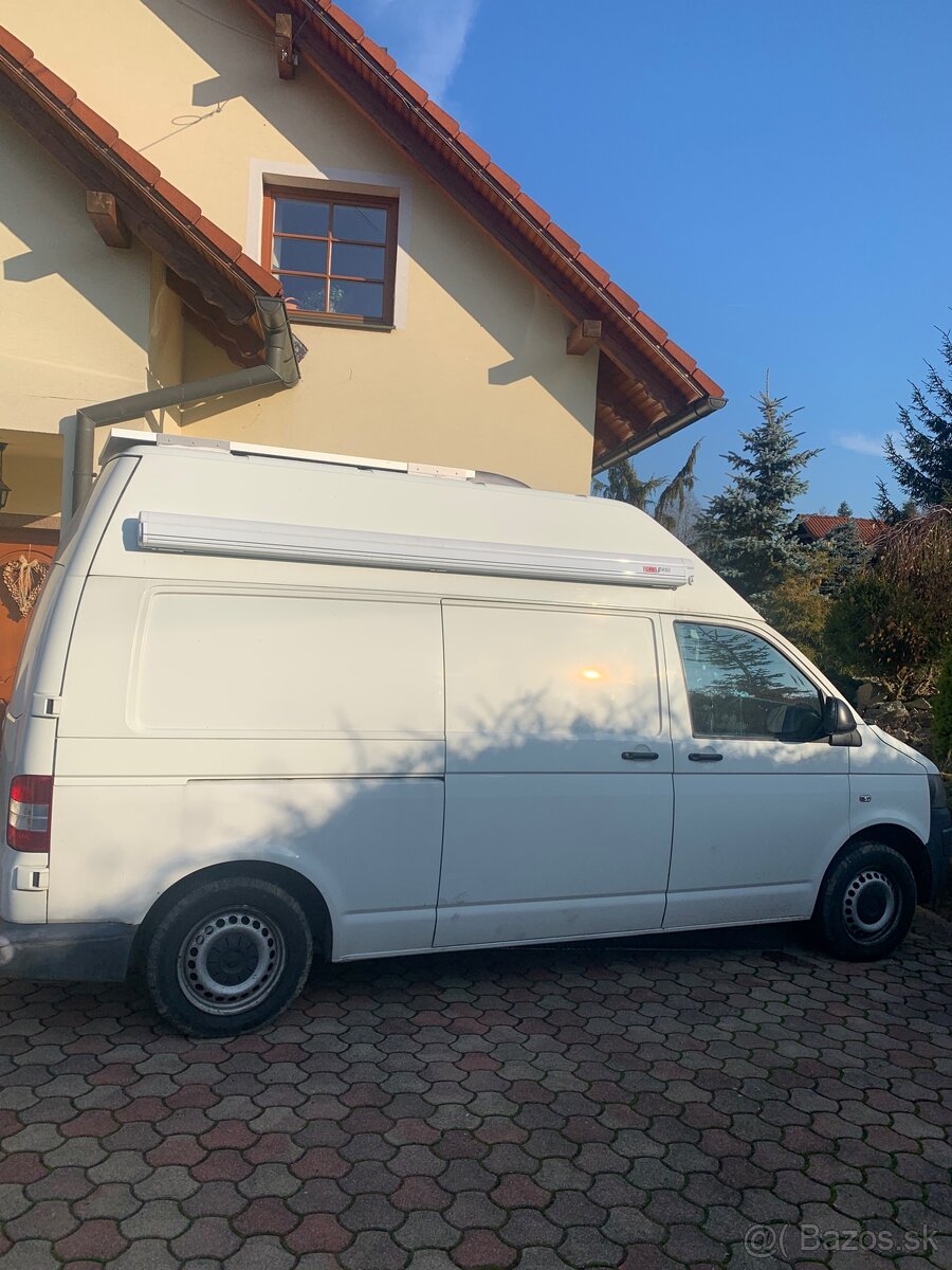 Volkswagen T5 karavan