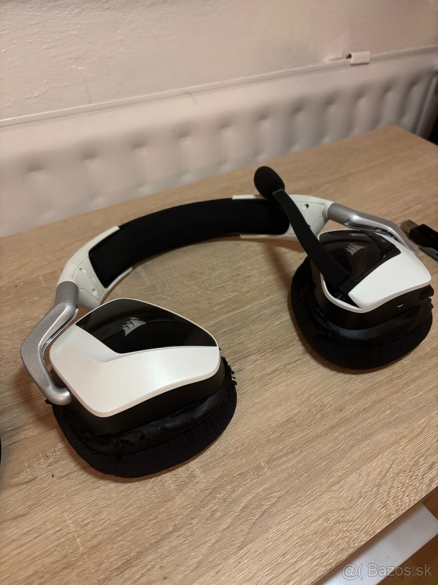 Herné slúchadlá Corsair Void Elite RGB