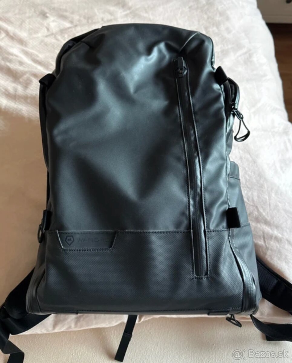 Wandrd duo daypack