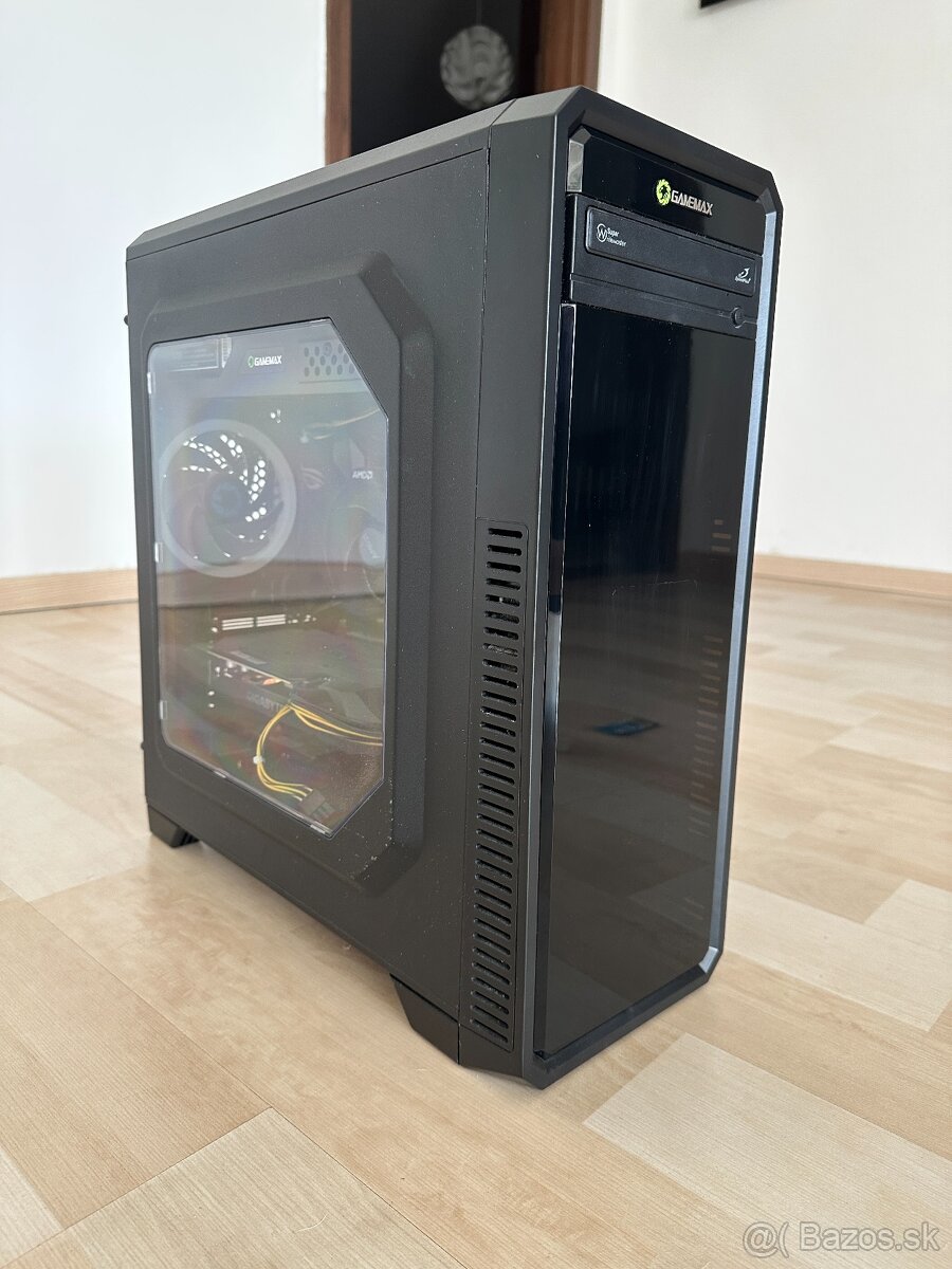 PC počítač – vhodný na hranie hier a strih videa