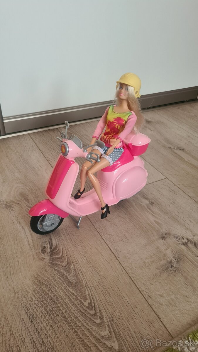 Barbie na motorke