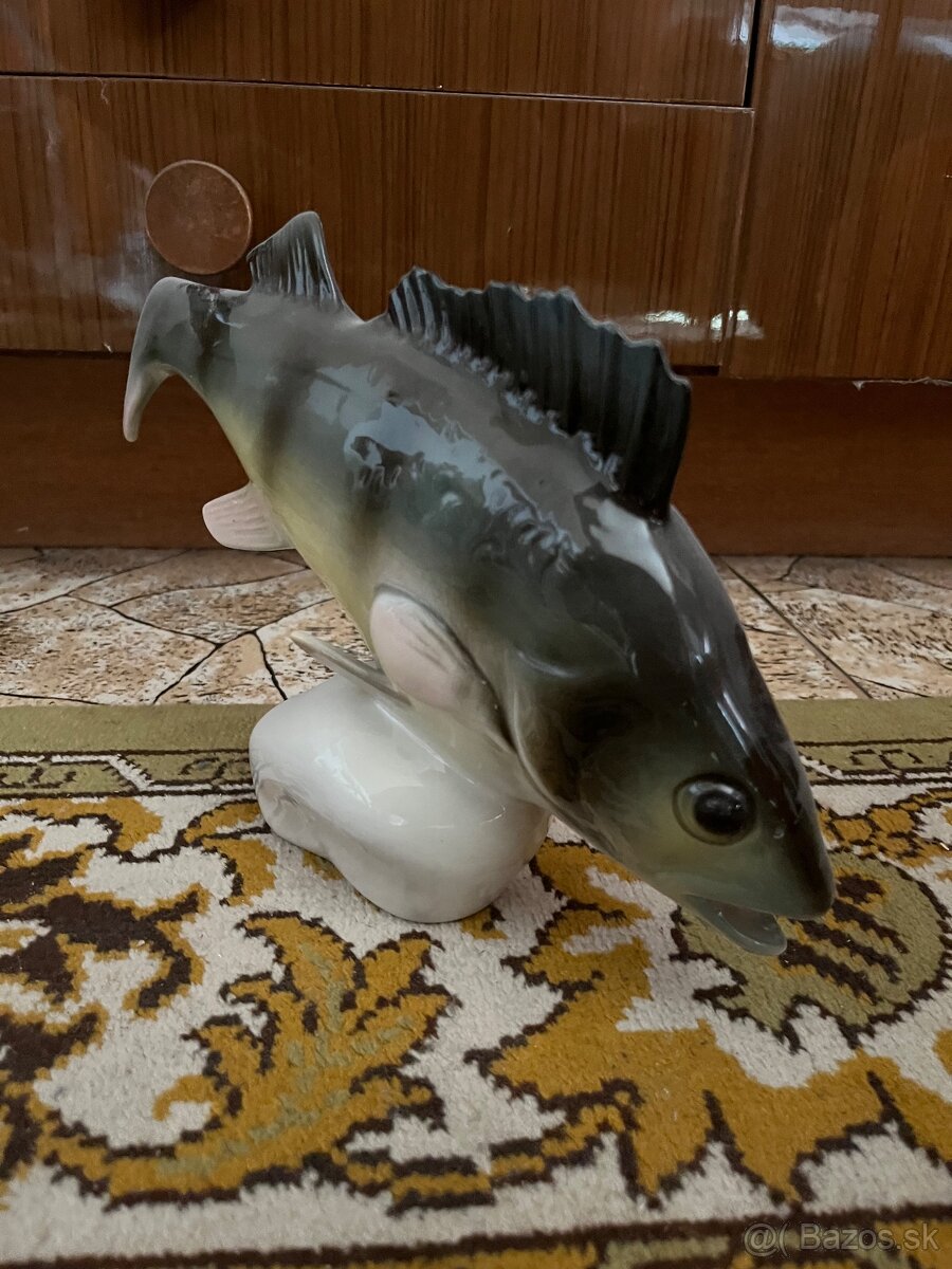 Predám sošku Ostrieža Royal Dux