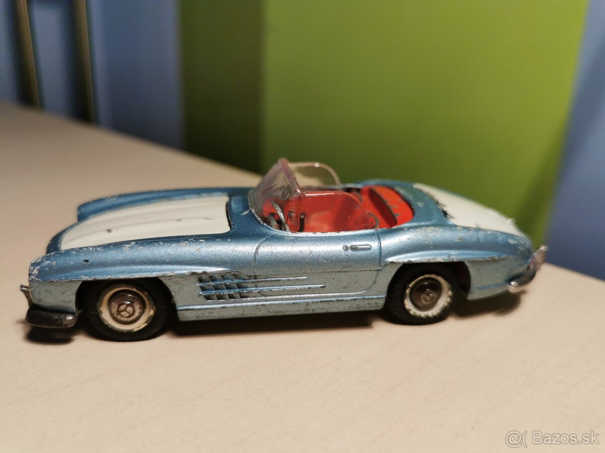Tekno Mercedes 300
