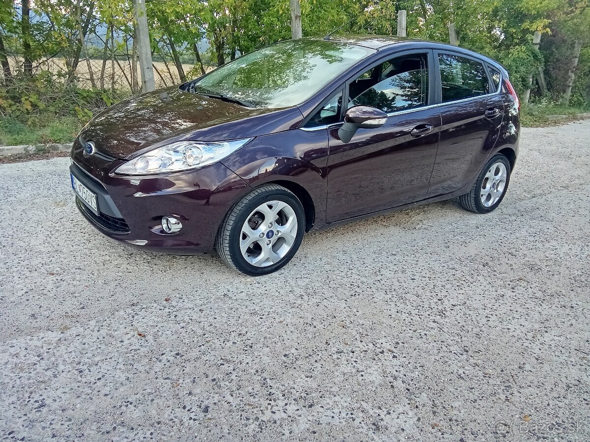 Ford fiesta 1.25 benzín titanium
