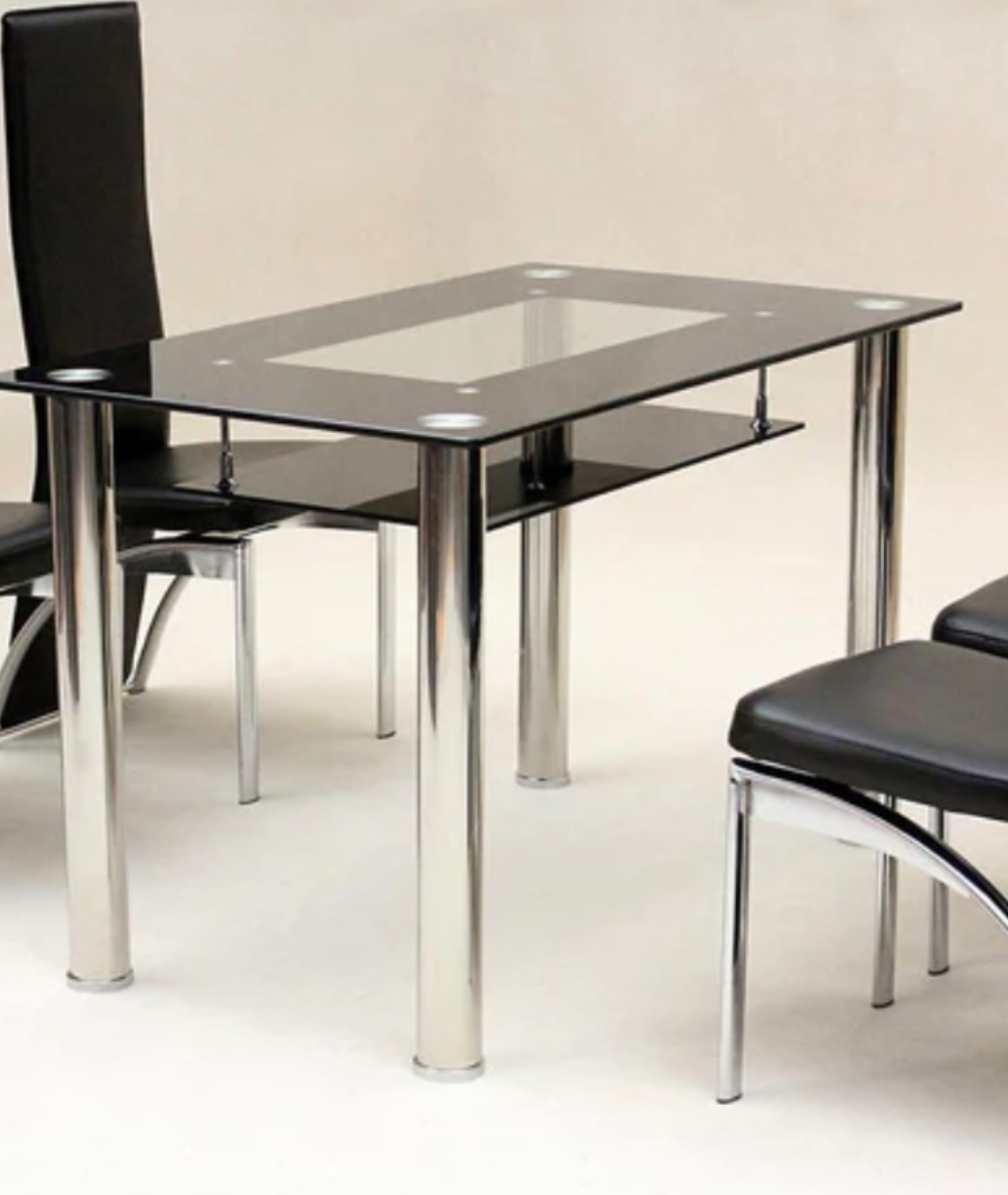 Jedálenský stôl + 4 stoličky