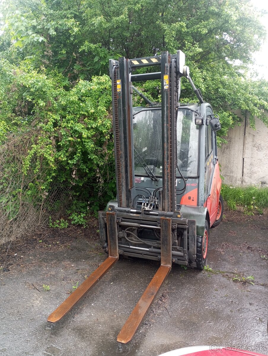 Vysokozdvizny vozik Linde H40D