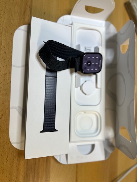 Predám Apple Watch s.10 46mm