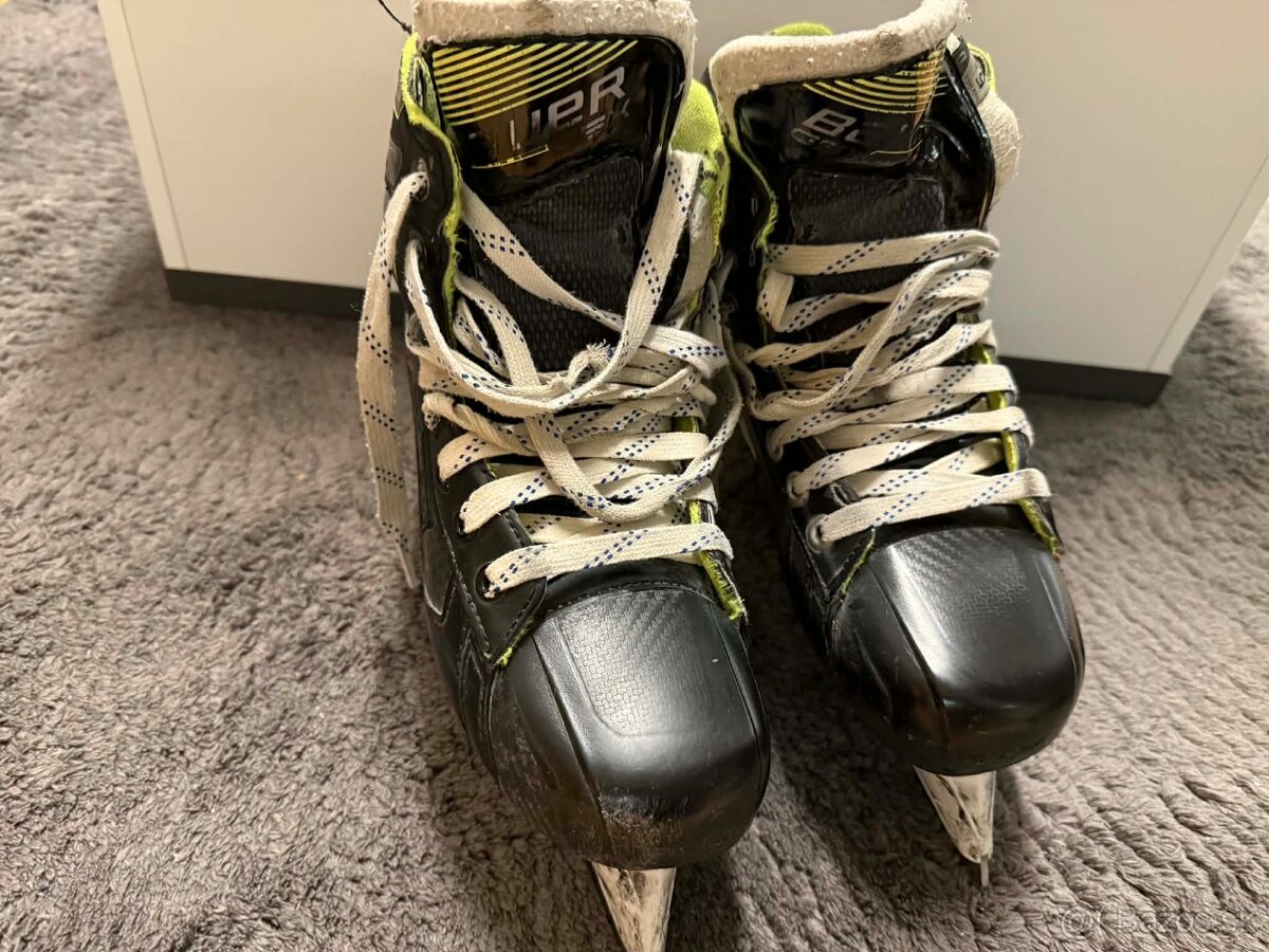 Brankárske hokejové korcule